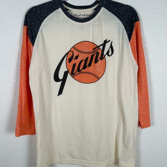 Giants Wright and Ditson Women’s Sz S, team t-shirt - Picture 2 of 9
